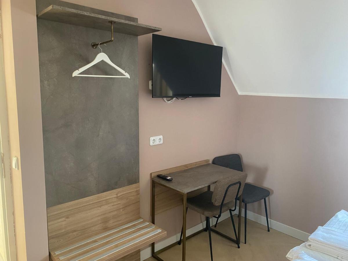 Hotel Petite Koenigsallee Self Check-In Düsseldorf Eksteriør bilde