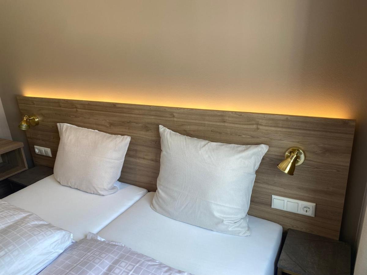 Hotel Petite Koenigsallee Self Check-In Düsseldorf Eksteriør bilde