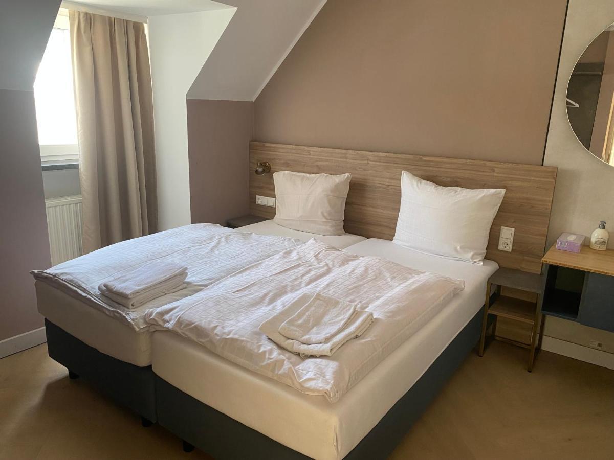 Hotel Petite Koenigsallee Self Check-In Düsseldorf Eksteriør bilde