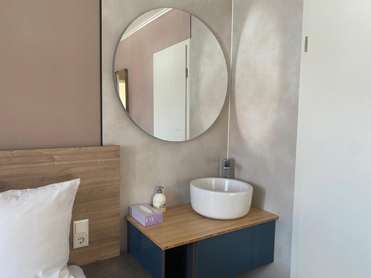 Hotel Petite Koenigsallee Self Check-In Düsseldorf Eksteriør bilde