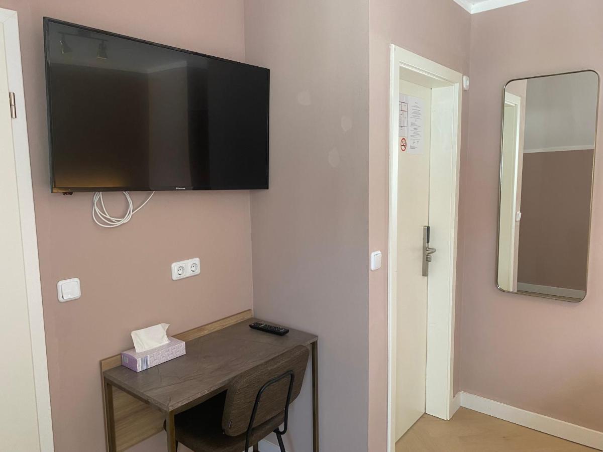Hotel Petite Koenigsallee Self Check-In Düsseldorf Eksteriør bilde