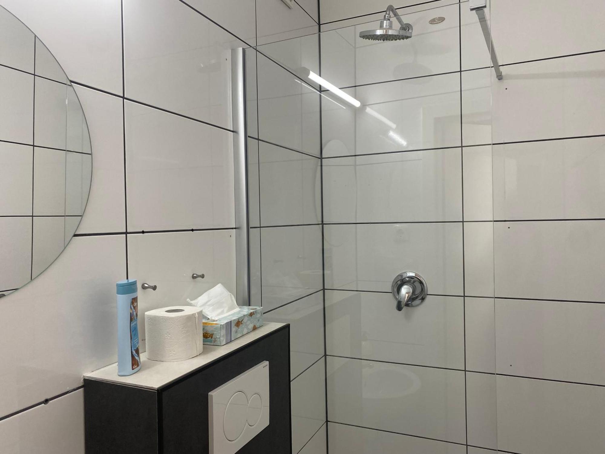 Hotel Petite Koenigsallee Self Check-In Düsseldorf Eksteriør bilde
