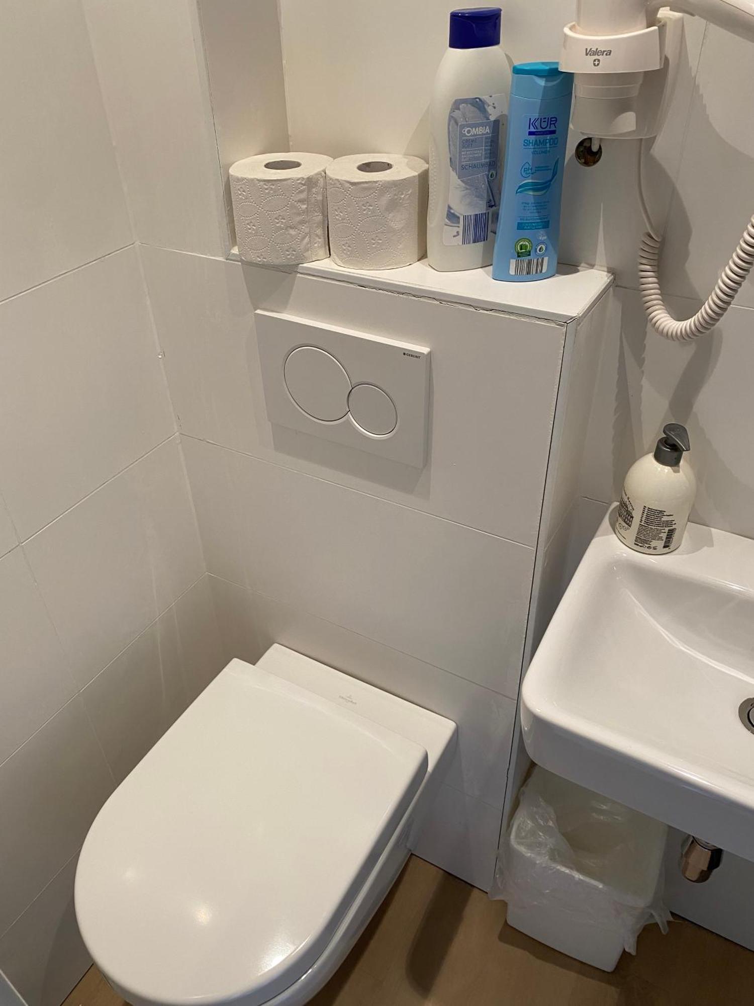 Hotel Petite Koenigsallee Self Check-In Düsseldorf Eksteriør bilde