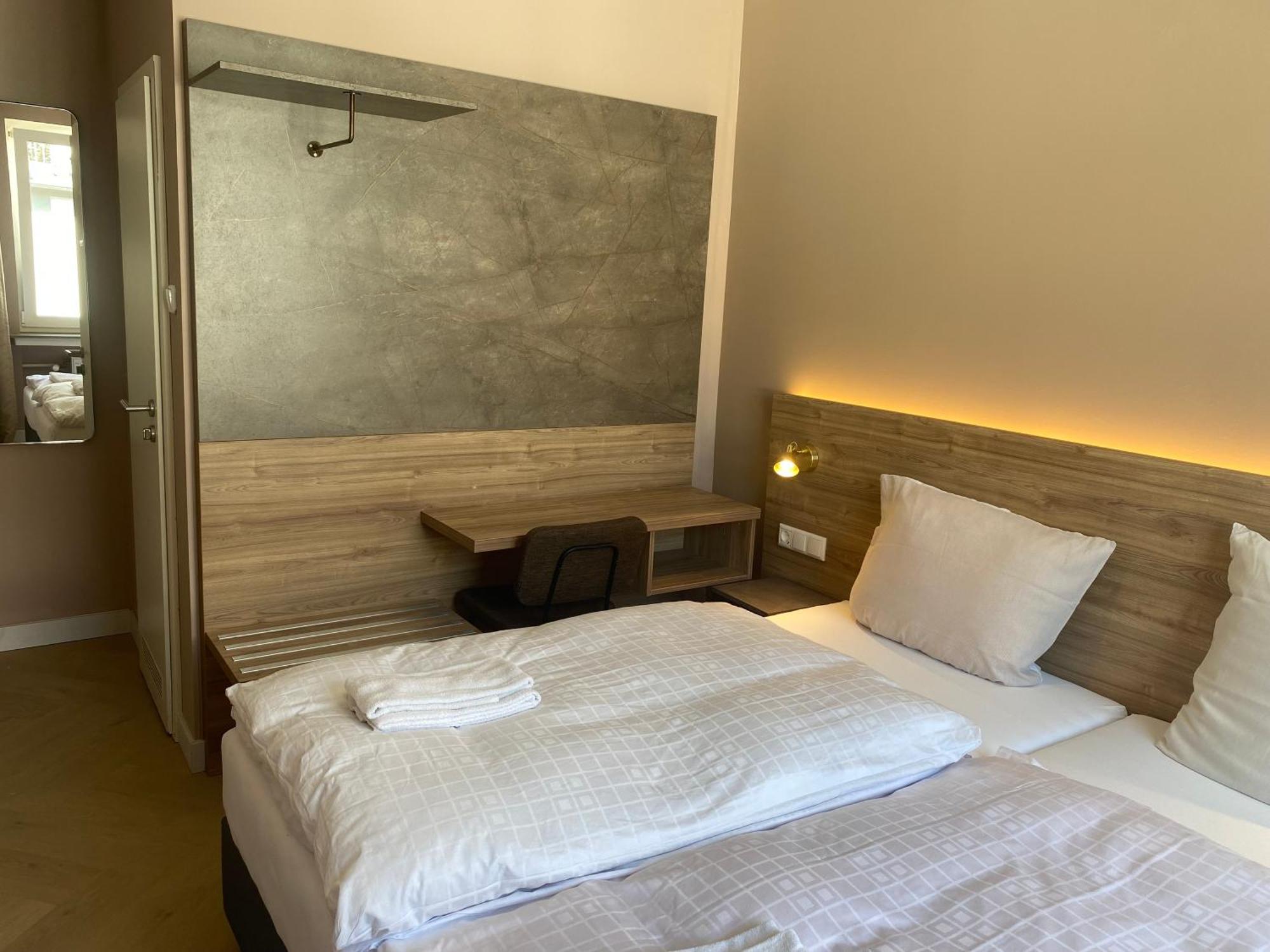 Hotel Petite Koenigsallee Self Check-In Düsseldorf Eksteriør bilde